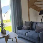 Charmante Maison Raffinee, Conviviale & Familiale 別荘 Virandeville